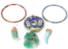 Mixed Lot: large cloisonne disc pendant, 55mm diam, two cloisonne bangles, two tusk shaped glass