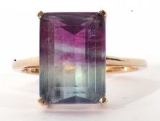 Modern 9ct gold synthetic spinel ring, rectangular shape, prong set in a plain polished mount,