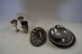 MIXED LOT VARIOUS SILVER PLATED WARES TO INCLUDE VARIOUS DISHES, CUTLERY, GOBLETS ETC