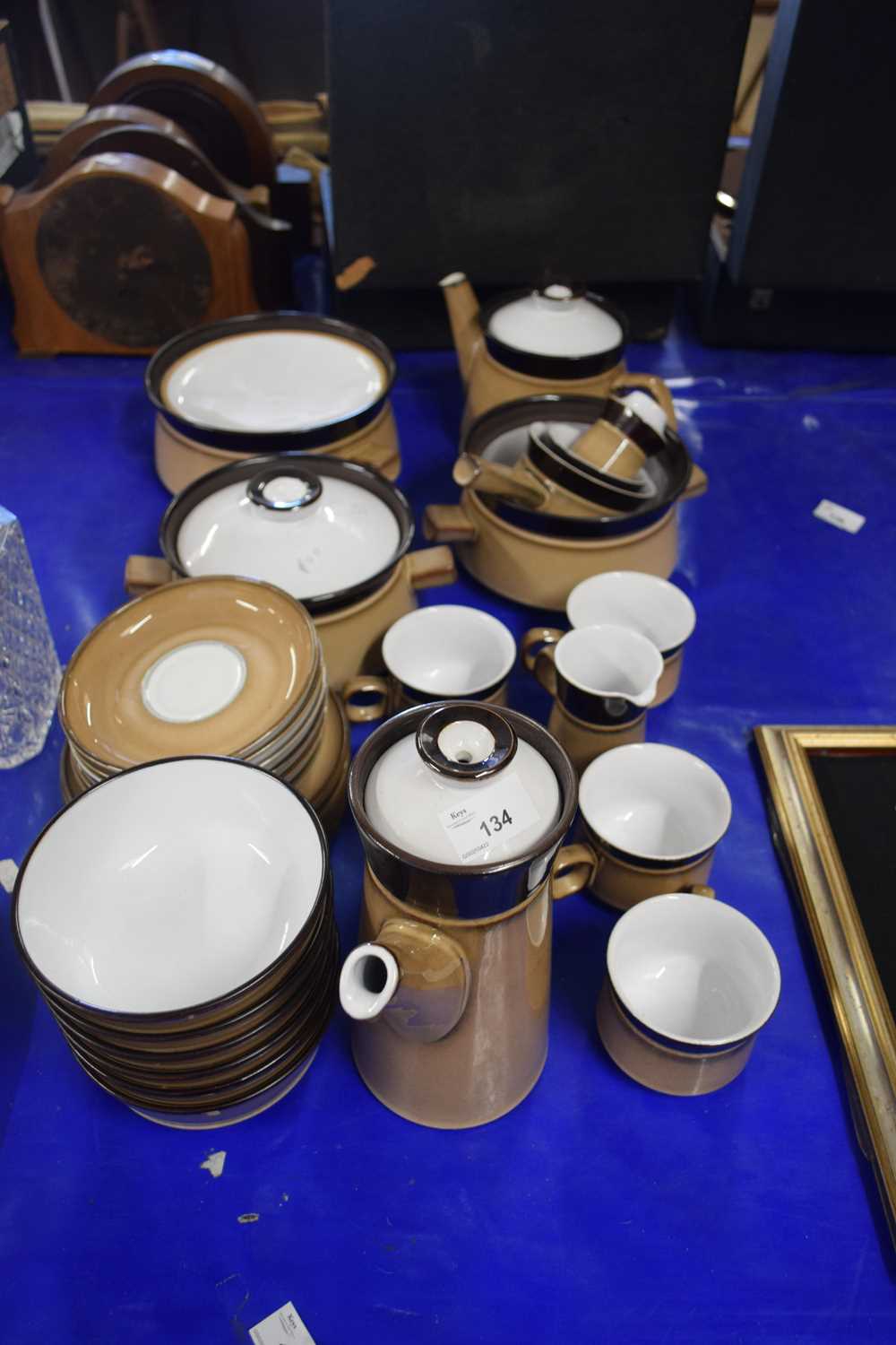 QUANTITY OF DENBY TABLE WARES
