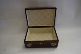 VICTORIAN ROSEWOOD AND MOTHER OF PEARL INLAID TABLE TOP BOX