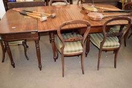 VICTORIAN MAHOGANY EXTENDING DINING TABLE AND SIX BALLOON BACK CHAIRS, TABLE 213CM WIDE