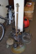 MIXED LOT VARIOUS METAL WARES TO INCLUDE COAL BUCKET, KETTLES, COAT RACK AND OTHER ITEMS