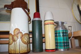 MIXED LOT VINTAGE THERMOS AND OTHER FLASKS (4)
