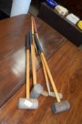 MIXED LOT GOLF CLUBS AND MALLETS
