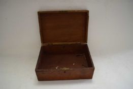 SMALL 19TH CENTURY INLAID BOX OF HINGED RECTANGULAR FORM