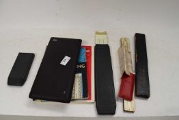 VARIOUS SLIDE RULES, CASED TECHNICAL DRAWING SET AND DRAUGHTSMANS SCALE DRAWING BOOKS