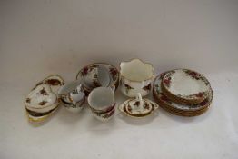 QUANTITY OF ROYAL ALBERT OLD COUNTRY ROSE CHINA WARES TOGETHER WITH A QUANTITY OF WASHINGTON POTTERY