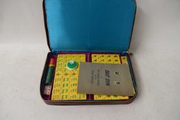 MODERN PLASTIC MAH JONG SET