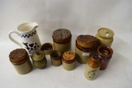 MIXED LOT OF STONEWARE STORAGE JARS, GINGER BEER BOTTLE AND OTHER ITEMS