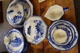 QUANTITY OF ROYAL DOULTON NORFOLK PATTERN TABLE WARES TO INCLUDE VEGETABLE DISHES AND MEAT PLATES