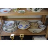 MIXED LOT VARIOUS CERAMICS TO INCLUDE BLUE AND WHITE VEGETABLE DISH
