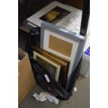QUANTITY OF PICTURE FRAMES