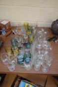 LARGE MIXED LOT OF DRINKING GLASSES