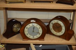 THREE MANTEL CLOCKS TO INCLUDE SMITHS