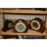 THREE MANTEL CLOCKS TO INCLUDE SMITHS