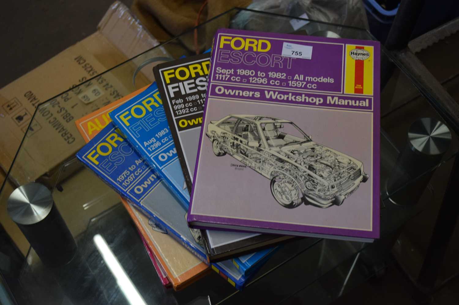 QUANTITY OF HAYNES WORKSHOP MANUALS FOR FORD AND OTHER CARS