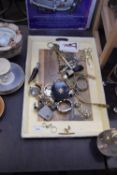 MIXED LOT OF COSTUME JEWELLERY, WATCHES, POWDER COMPACT AND OTHER ITEMS