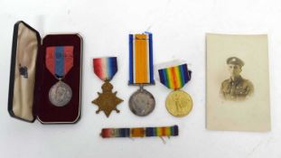 WWI Mons star trio medal group to include 1914 Star (lacking 5th August - 22nd August 1914 clasp,