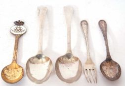 Mixed Lot: pair of Old English silver table spoons, London 1905, maker's mark Josiah Williams &