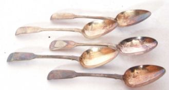 Set of four George IV Fiddle pattern dessert spoons, London 1822 by Robert Rutland, 137gms, together