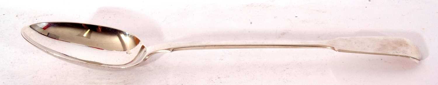 Good quality Victorian basting spoon in plain Fiddle pattern, 30cm long, London 1840 by Chawner & Co - Image 5 of 5