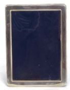 Elizabeth II silver photograph frame, easel back, London 1998, 15 x 11cm