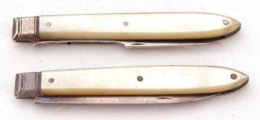 George III silver and mother of pearl mounted folding travelling fork and knife set, in a red