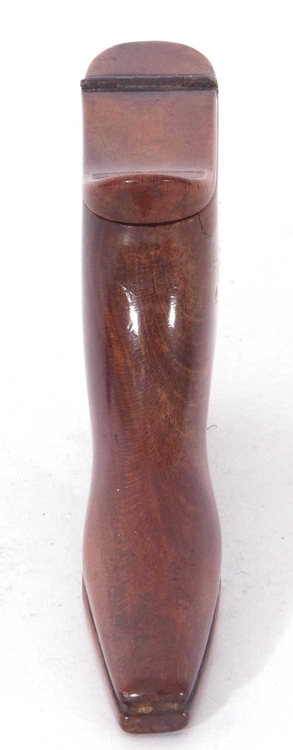 Novelty 19th century snuff box in the form of a boot fitted with hinged lid - Image 2 of 6