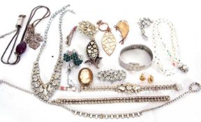 Mixed Lot of costume jewellery to include necklaces, brooches, ladies Accurist wrist watch etc