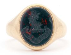 Vintage 18ct gold bloodstone intaglio seal signet ring, Birmingham 1961, size K, g/w 8.4gms