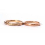 Two hallmarked 9ct gold wedding rings, one of plain polished design, the other with chased detail,