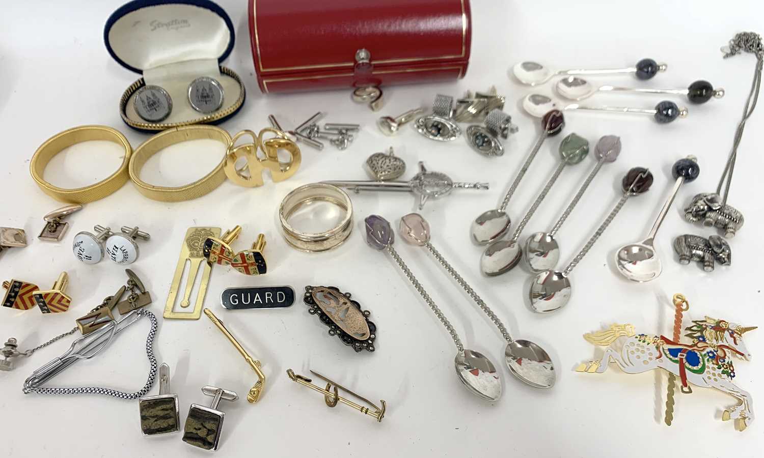 Quantity of mainly gents cuff links (boxed) - Image 4 of 10