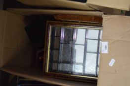 ONE BOX MIXED ITEMS TO INCLUDE SMALL WALL MOUNTED DISPLAY CABINET, CANDLE HOLDER, JEWELLERY BOX ETC