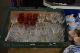 VARIOUS CLEAR AND CRANBERRY DRINKING GLASSES, DIFFERENT SIZES