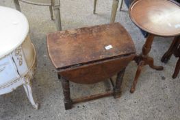 SMALL OAK DROP LEAF OCCASIONAL TABLE, 49CM WIDE