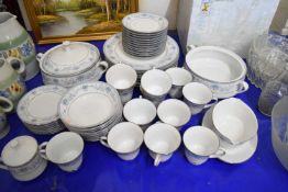 QUANTITY OF NORITAKE BLUE HILL TABLE WARES