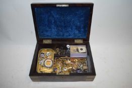 SMALL BURR WOOD BOX CONTAINING VARIOUS MILITARY AND OTHER BADGES, STICK PINS ETC