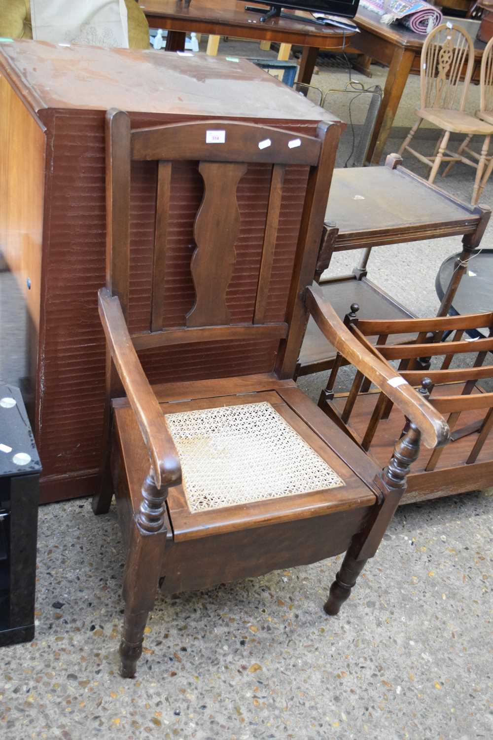 VINTAGE COMMODE CHAIR