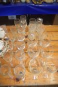 VARIOUS CLEAR WINE GLASSES