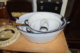 VARIOUS WHITE ENAMEL BOWLS AND OTHER ITEMS