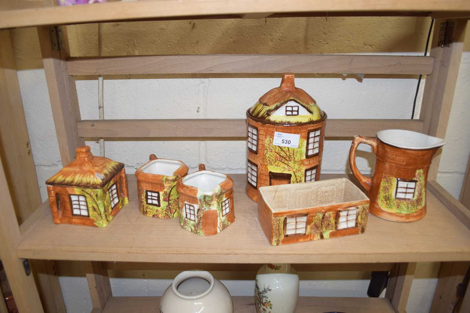 COLLECTION OF PRICE KENSINGTON COTTAGE FORMED TEA WARES