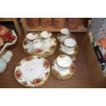 QUANTITY OF ROYAL ALBERT OLD COUNTRY ROSE TEA AND TABLE WARES