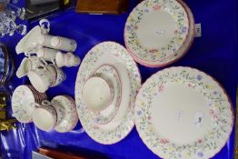 QUANTITY OF JOHNSON BROS 'SUMMER CHINTZ' TABLE WARES