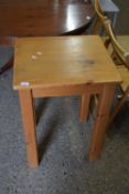 SMALL PINE OCCASIONAL TABLE, 55CM WIDE