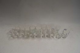 MIXED LOT VARIOUS CLEAR DRINKING GLASSES