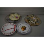 VARIOUS DECORATED PLATES AND A HAT SHAPED WALL PLAQUE