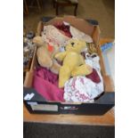 BOX CONTAINING TEDDY BEARS, DOILLIES ETC