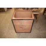 VINTAGE WOODEN TEA CRATE