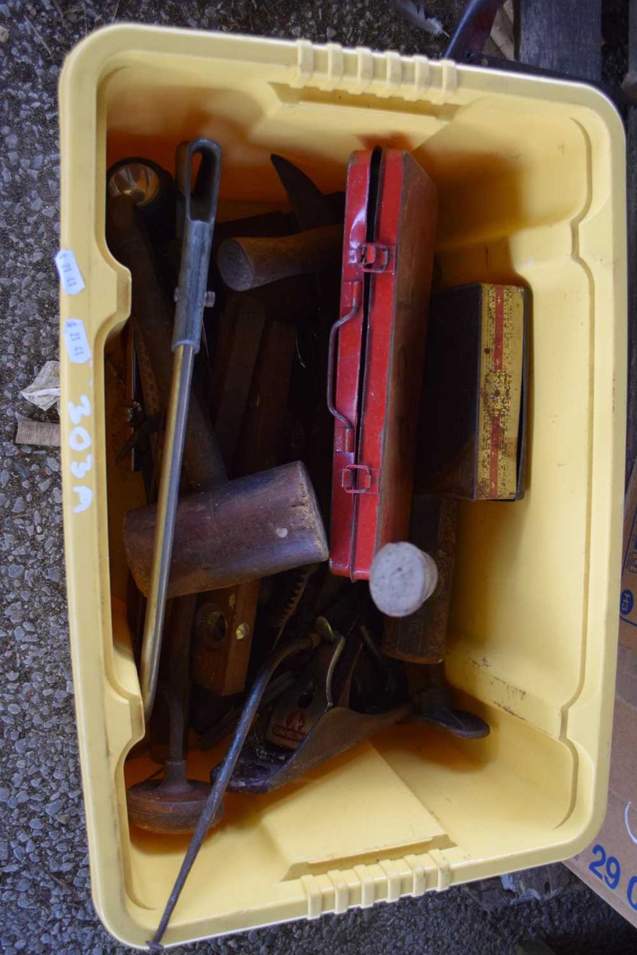 Box mixed clearance items hand tools, drill bits etc...
